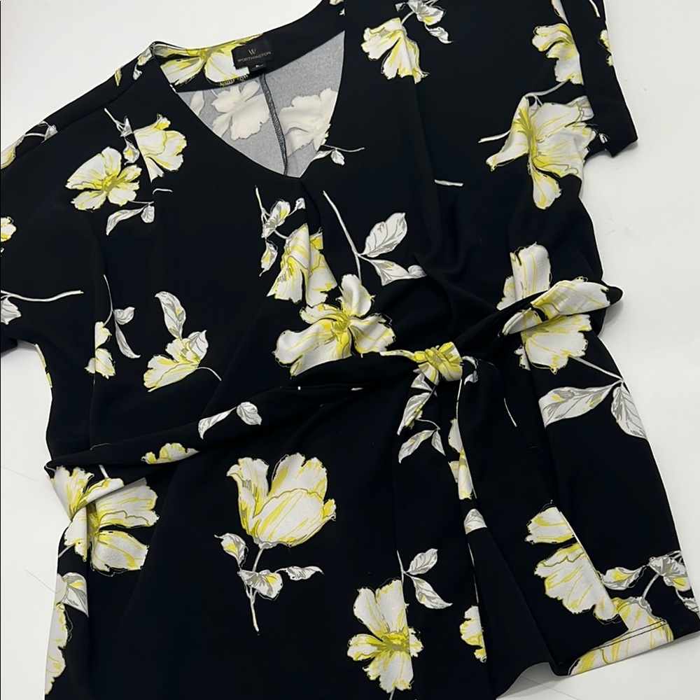 Worthington Floral Black and Yellow Women's Top